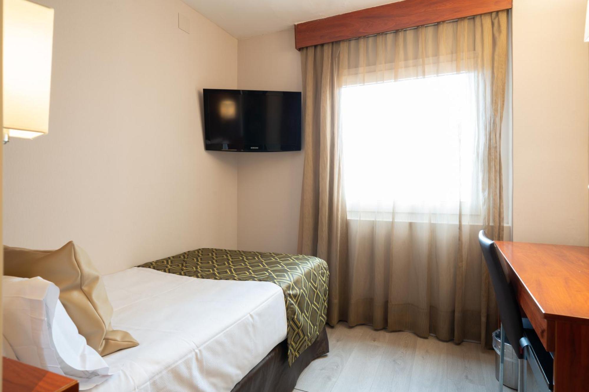 Catalonia Park Putxet Hotel Barcelona Luaran gambar